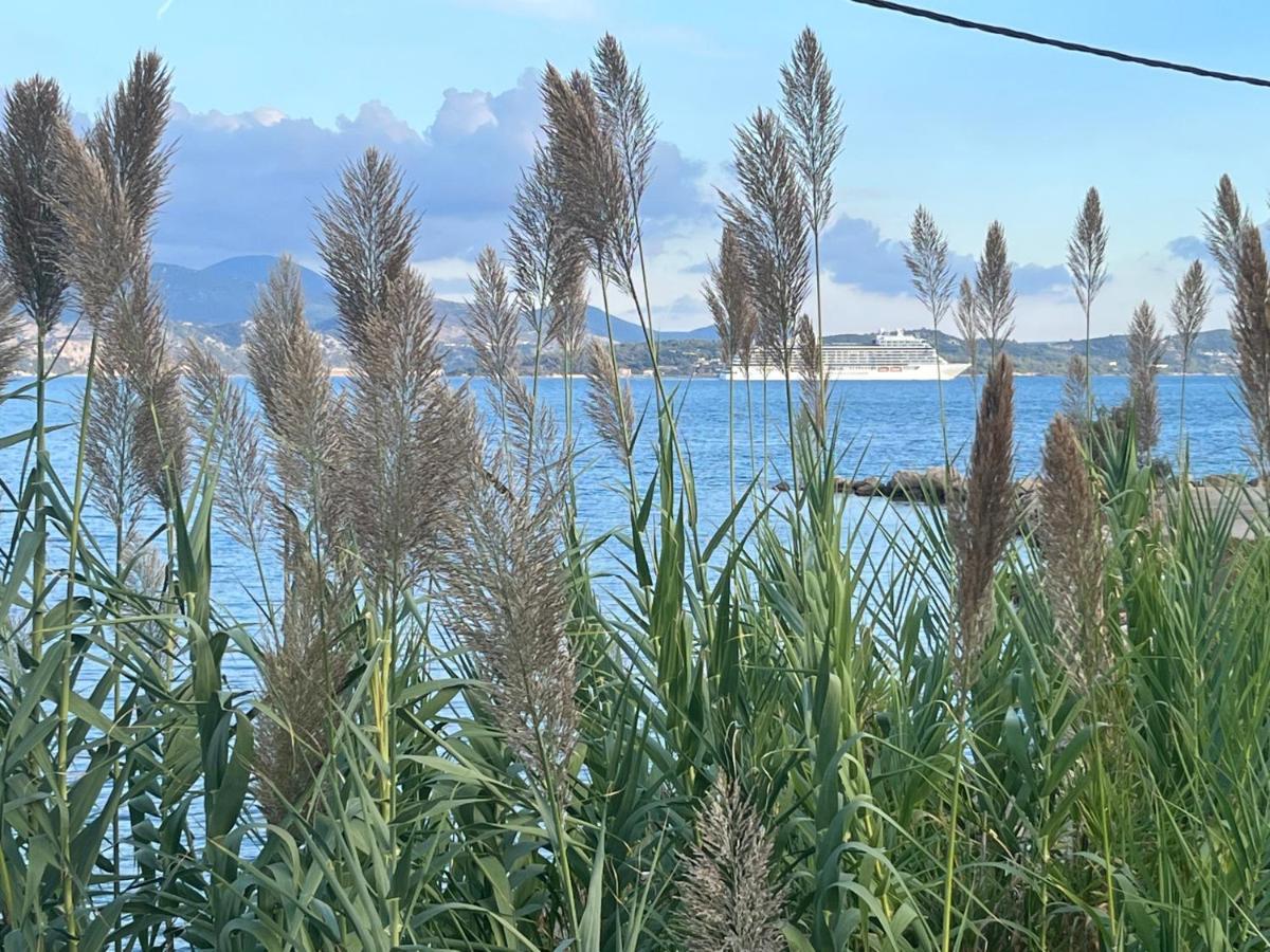 Apollonides Seafront Villa 2 Melete Ликсури Экстерьер фото