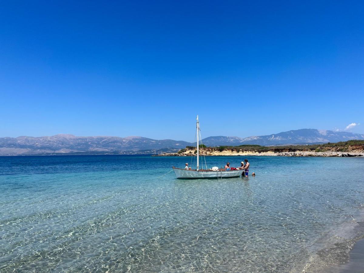 Apollonides Seafront Villa 2 Melete Ликсури Экстерьер фото